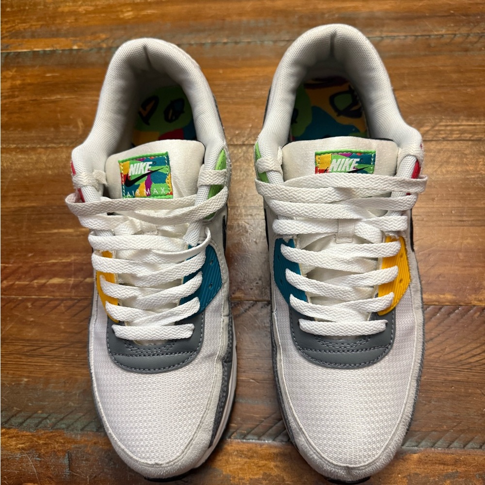 NIKE AIR MAX 90 ESSENTIAL PEACE, LOVE, SWOOSH SIZE 12